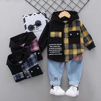 Комплекты одежды для маленьких мальчиков и девочек, толстовка с капюшоном для маленьких мальчиков, рубашка с коротким рукавом, Куртка + джинсовые брюки, Детская одежда для новорожденных
